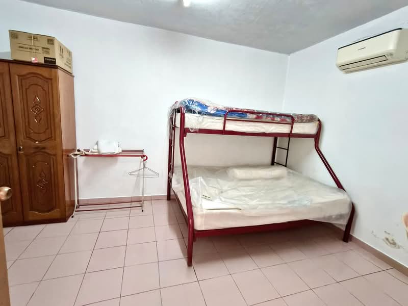 Rumah Teres 2 Tingkat untuk Dijual di Taman Senai Baru (Senai) - Daniel Yong - Bedroom - PropertyGuru.com.my