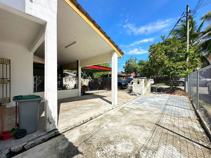 Rumah Teres 2 Tingkat untuk Dijual di Taman Pinggiran Senawang (Sungai Gadut) - Norafian SMH - Exterior - PropertyGuru.com.my