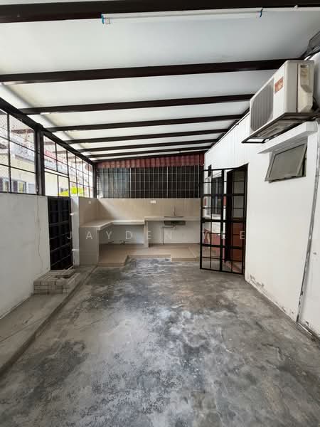 2-storey Terraced House for Rent in Bandar Baru Sri Petaling (Sri Petaling) - Jayden Yee - Kitchen - PropertyGuru.com.my