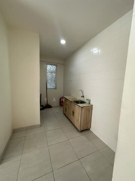 Service Residence for Rent at BSP 21 - Ryan Tee - Kitchen - PropertyGuru.com.my