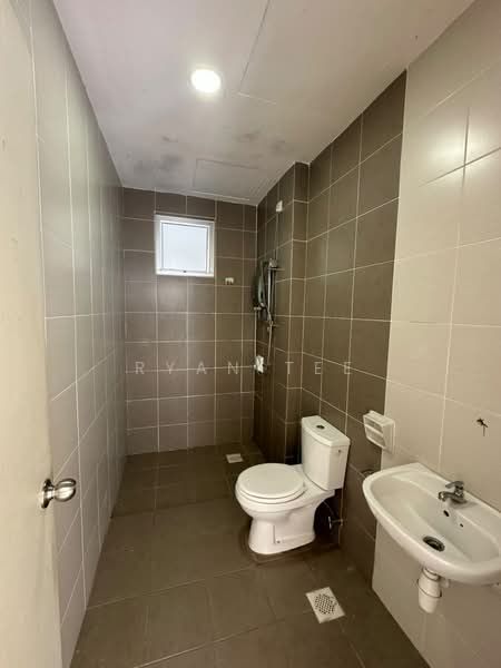 Service Residence for Rent at BSP 21 - Ryan Tee - Bathroom - PropertyGuru.com.my