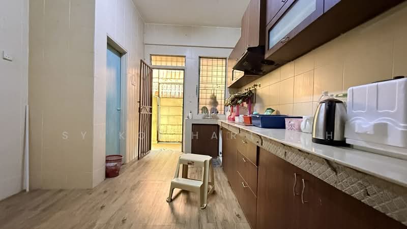 Rumah Teres 2 Tingkat untuk Dijual di Shah Alam (Selangor) - Syukor Hartanah - Kitchen - PropertyGuru.com.my