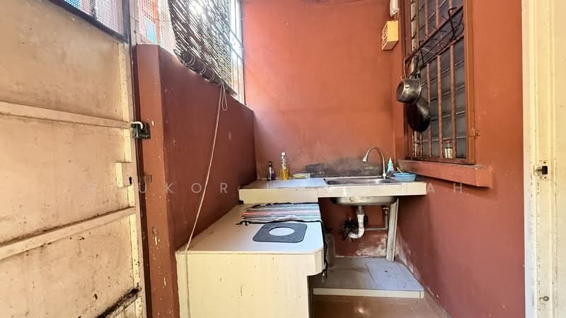 Rumah Teres 2 Tingkat untuk Dijual di Shah Alam (Selangor) - Syukor Hartanah - Kitchen - PropertyGuru.com.my