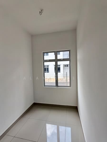 Rumah Teres untuk Disewa di Bandar Dato Onn (Tebrau) - Alanis Lee - PropertyGuru.com.my