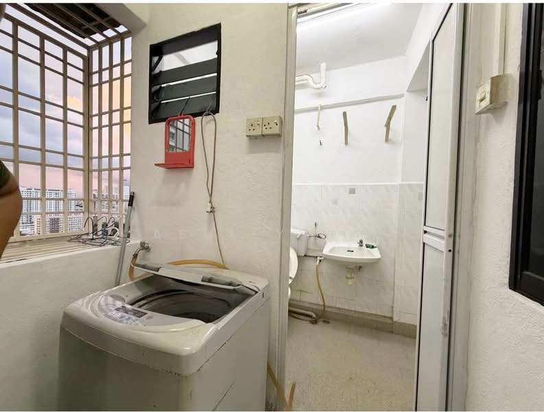 Rumah Flat untuk Dijual di Taman Yew Lean - Ashley Lim - Bathroom - PropertyGuru.com.my