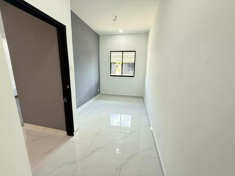 Rumah Teres 1 Tingkat untuk Dijual di Bandar Seri Alam (Masai) - Andrew Teo - PropertyGuru.com.my