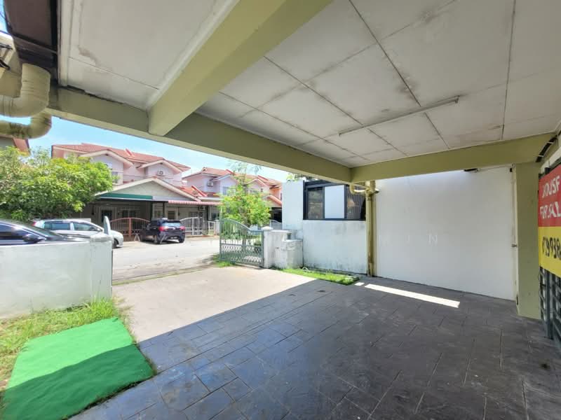 Rumah Teres 2 Tingkat untuk Dijual di Kota Puteri (Batu Arang) - Nazrin Hakimin - Exterior - PropertyGuru.com.my