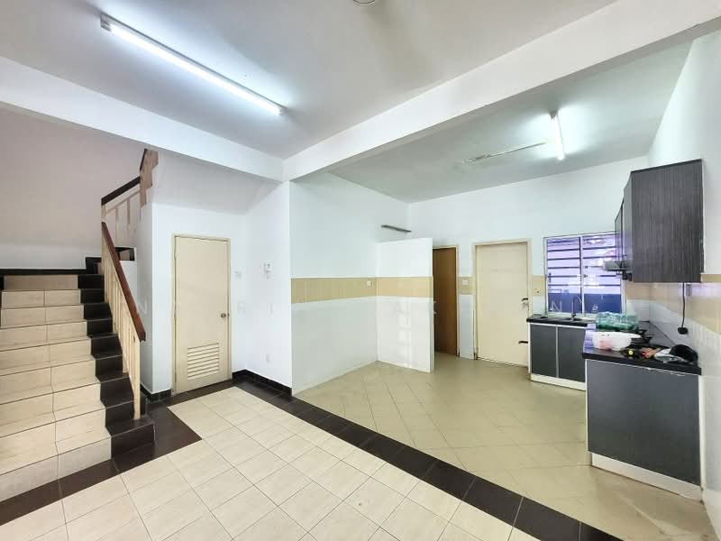 Rumah Teres 2 Tingkat untuk Dijual di Kota Puteri (Batu Arang) - Nazrin Hakimin - PropertyGuru.com.my
