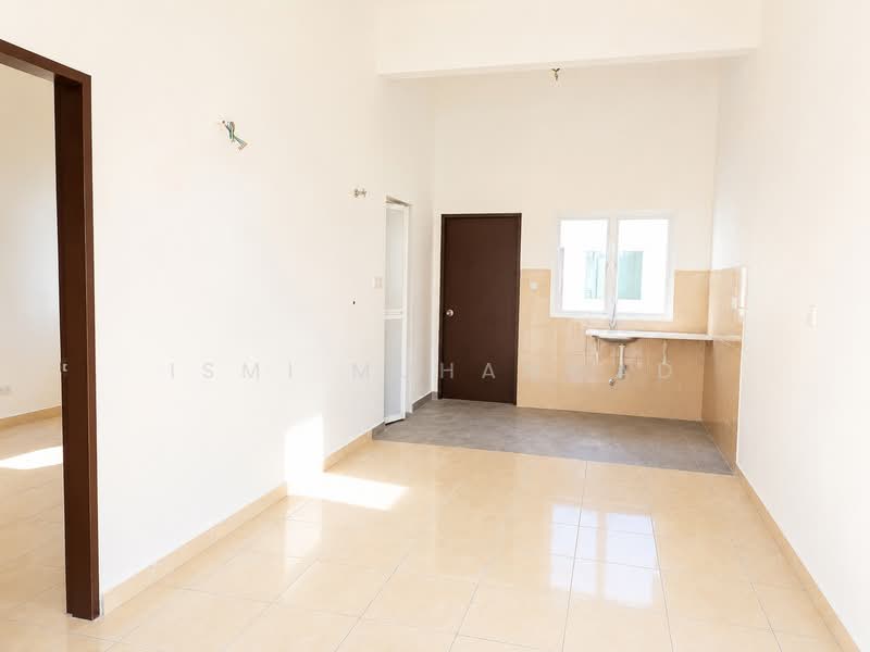2-storey Terraced House for Sale in Taman Pinggiran Bayu (Mantin) - Ismi Muhammad - Interior - PropertyGuru.com.my