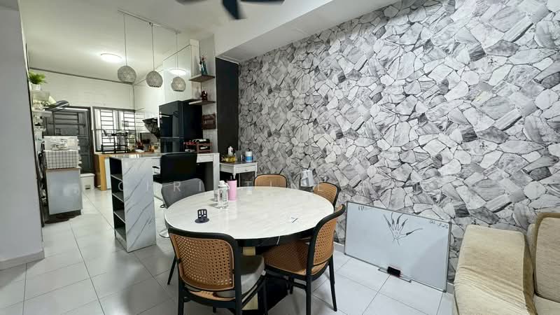 2.5-storey Terraced House for Sale in Taman Scientex Pasir Gudang (Pasir Gudang) - Christine Poh - Kitchen - PropertyGuru.com.my
