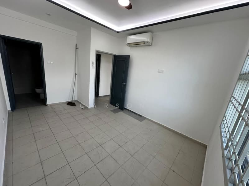 Apartment for Sale at Lake View Suites - Carson . - Interior - PropertyGuru.com.my