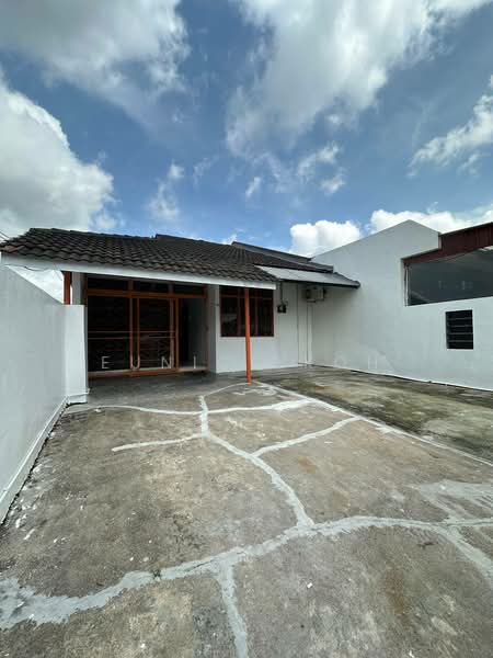 1-storey Terraced House for Rent in Taman Johor Jaya (Johor Bahru) - Eunice Koh - PropertyGuru.com.my