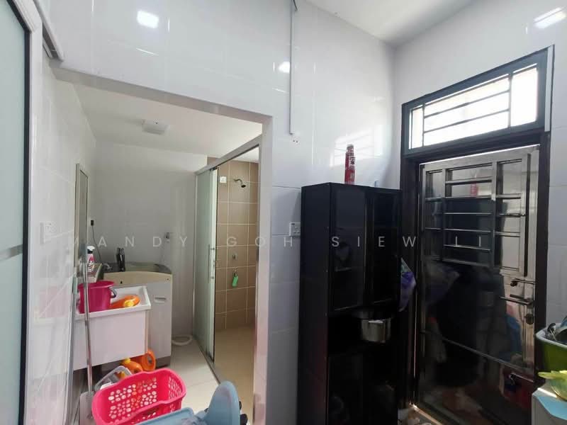 2-storey Terraced House for Sale in Skudai (Johor) - Mandy Goh Siew Li - Bathroom - PropertyGuru.com.my
