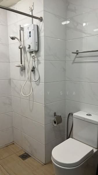Servis Apartment untuk Disewa di Country Garden Central Park - Vincy Sia - Bathroom - PropertyGuru.com.my