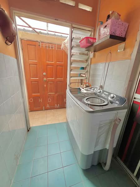 1-storey Terraced House for Sale in Taman Dato' Hormat (Telok Panglima Garang) - Mohd Khairul Amilin - Interior - PropertyGuru.com.my