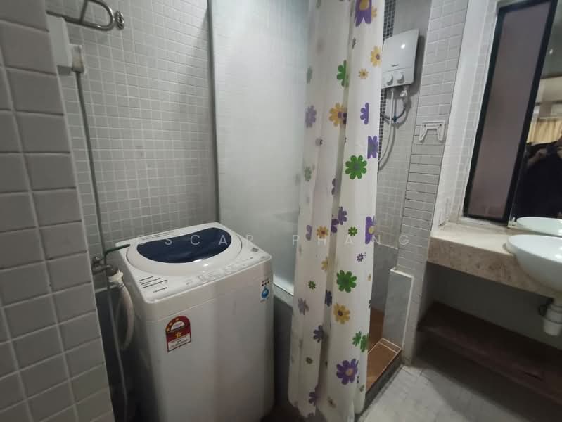Kondominium untuk Disewa di 10 Semantan Suites - Oscar Phang - Bathroom - PropertyGuru.com.my