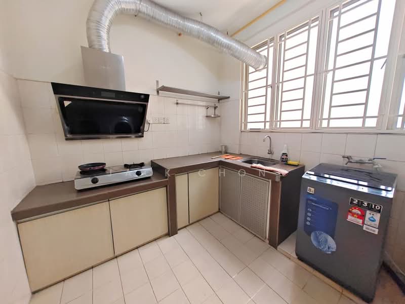 Kondominium untuk Disewa di Kinrara Mas - Jack Chong - Kitchen - PropertyGuru.com.my