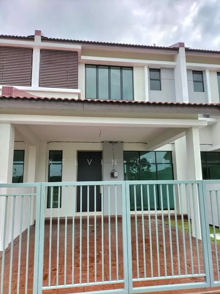 2-storey Terraced House for Sale in Hijauan Valdor (Sungai Jawi) - Kelvin Lee - Exterior - PropertyGuru.com.my