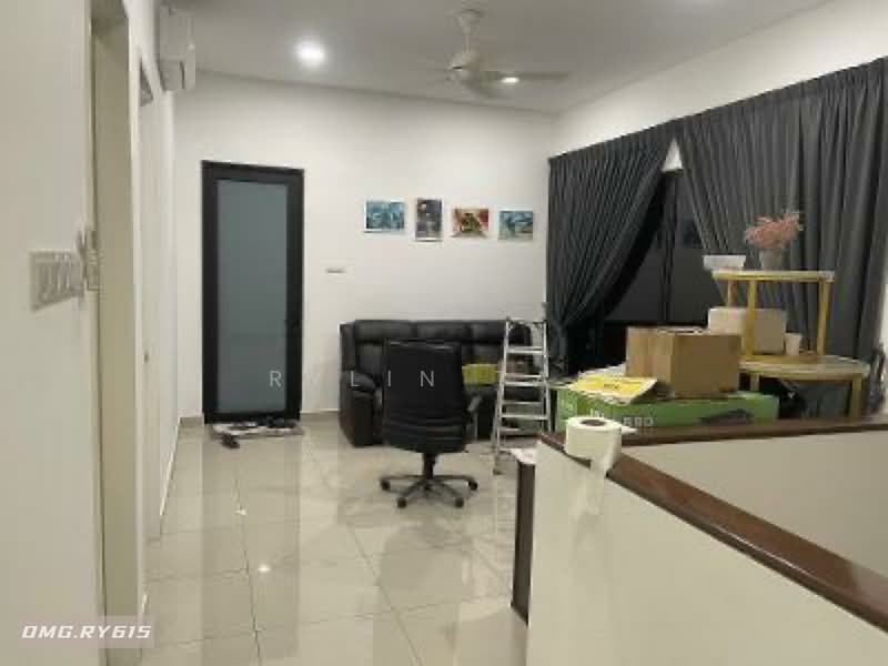 3-storey Terraced House for Sale in Ambang Botanic (Klang) - Rylin Tan - Living Room - PropertyGuru.com.my