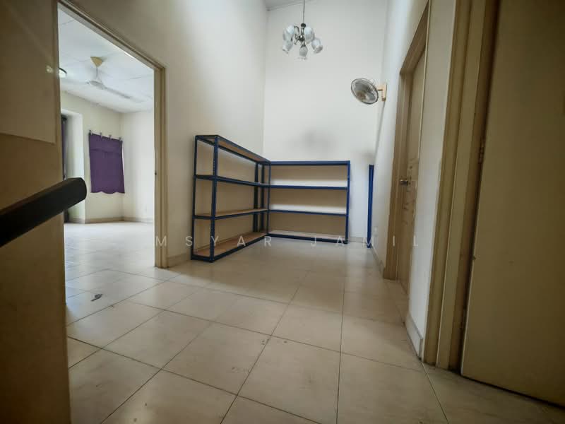 2-storey Terraced House for Sale in Bandar Putera 2 (Klang) - Amsyar Jamil - Interior - PropertyGuru.com.my
