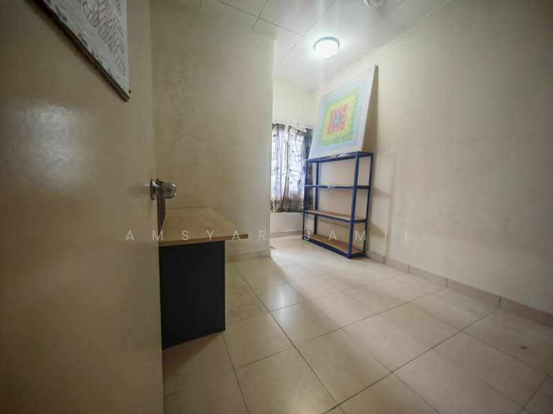 2-storey Terraced House for Sale in Bandar Putera 2 (Klang) - Amsyar Jamil - Interior - PropertyGuru.com.my