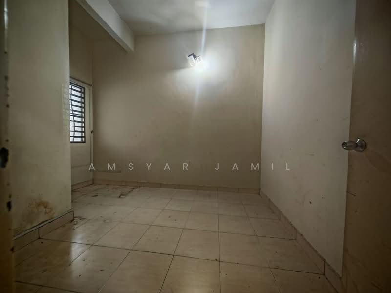 2-storey Terraced House for Sale in Bandar Putera 2 (Klang) - Amsyar Jamil - Interior - PropertyGuru.com.my