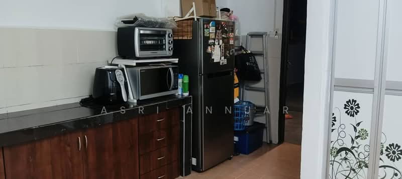 Semi-Detached House for Sale in Seksyen 8 (Bangi) - Asri Annuar - Kitchen - PropertyGuru.com.my