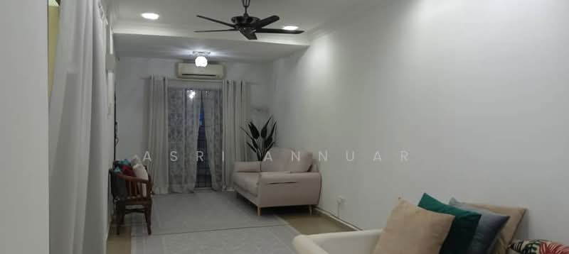 Semi-Detached House for Sale in Seksyen 8 (Bangi) - Asri Annuar - Living Room - PropertyGuru.com.my