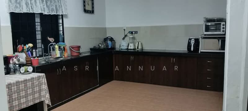 Semi-Detached House for Sale in Seksyen 8 (Bangi) - Asri Annuar - Kitchen - PropertyGuru.com.my