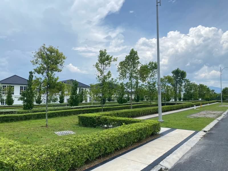 Cluster House for Sale in Eco Majestic (Semenyih) - Tim Pang - Exterior - PropertyGuru.com.my