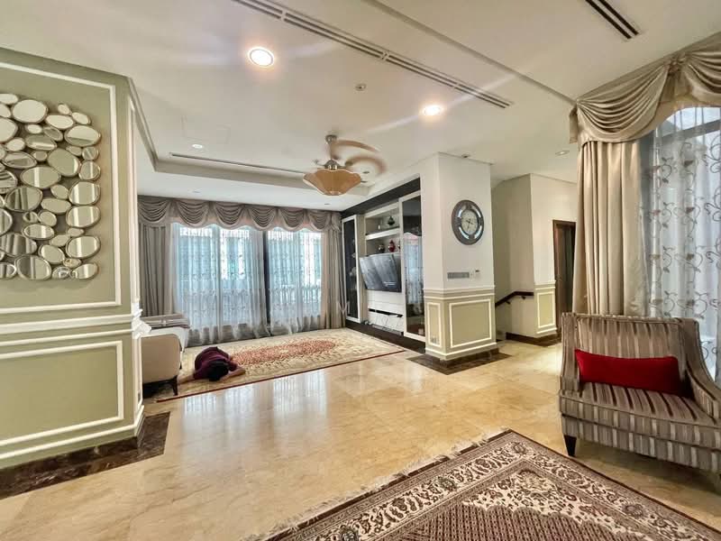 Bungalow for Sale in Bukit Jelutong (Shah Alam) - Azmi . - Living Room - PropertyGuru.com.my