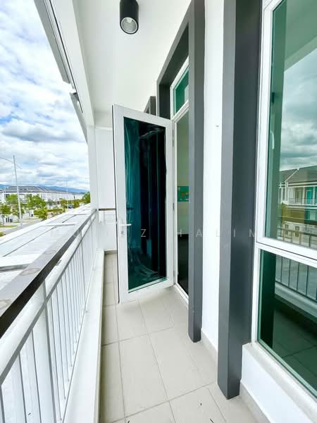 2-storey Terraced House for Sale in Eco Majestic (Semenyih) - Mu'izz Halim - Balcony - PropertyGuru.com.my