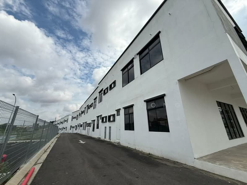 Shop for Rent in Taman Bukit Kaze (Ulu Tiram) - Gladys Wong - Exterior - PropertyGuru.com.my