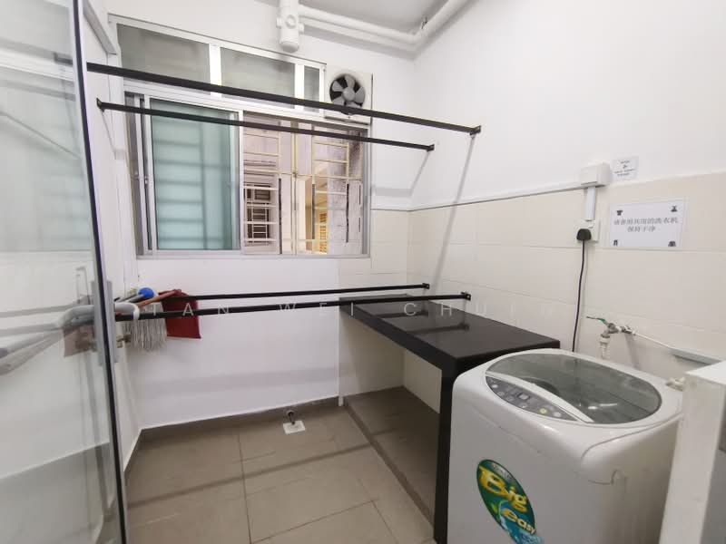 Servis Apartment untuk Disewa di Platinum Lake PV 21 - Tan Wei Chuen - Interior - PropertyGuru.com.my