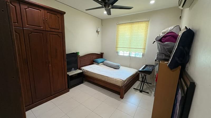2.5-storey Terraced House for Sale in Taman Teratai Indah (Butterworth) - Amy Tan - Bedroom - PropertyGuru.com.my