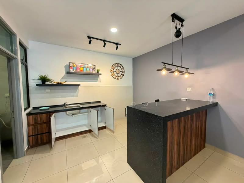 Rumah Kluster untuk Dijual di Taman Adda Heights (Tebrau) - Jeff Ooi - Kitchen - PropertyGuru.com.my