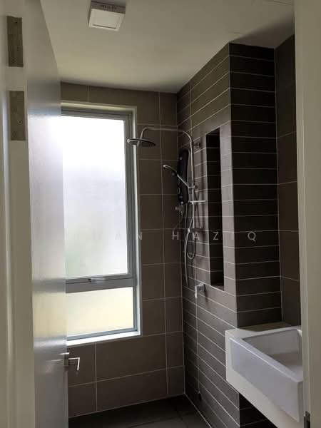 Rumah Teres untuk Disewa di Bandar Tropicana Aman (Telok Panglima Garang) - Aiman Haziq - Bathroom - PropertyGuru.com.my