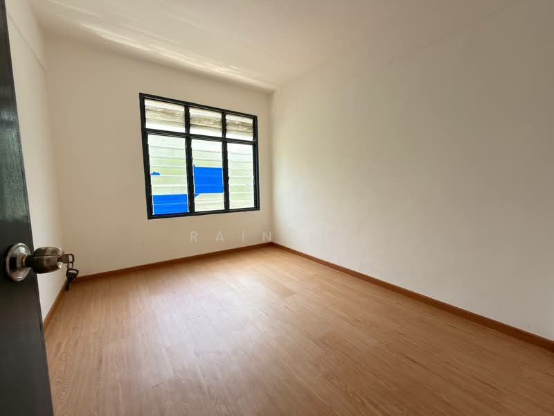 Rumah Flat untuk Dijual di Taman Pontian Utama - Rain Ng - Interior - PropertyGuru.com.my