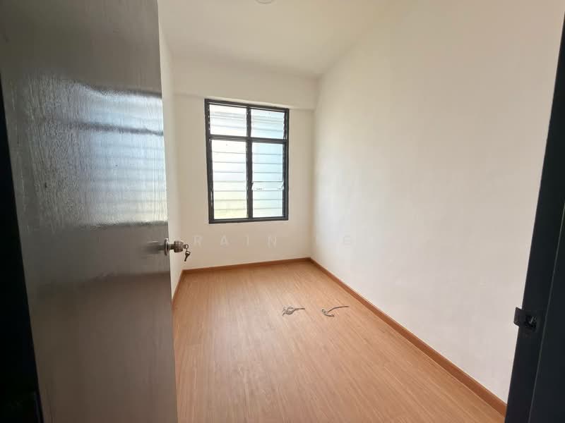 Rumah Flat untuk Dijual di Taman Pontian Utama - Rain Ng - Interior - PropertyGuru.com.my