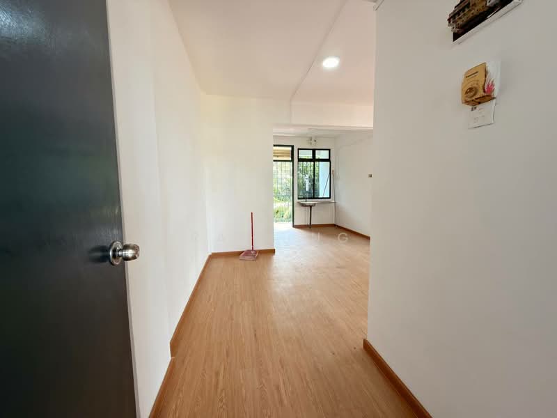 Rumah Flat untuk Dijual di Taman Pontian Utama - Rain Ng - Interior - PropertyGuru.com.my