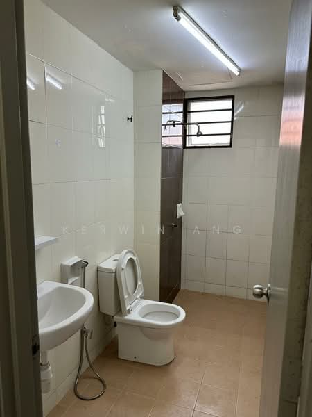 2.5-storey Terraced House for Sale in Taman Sri Rampai (Wangsa Maju) - Kerwin Ang - Bathroom - PropertyGuru.com.my