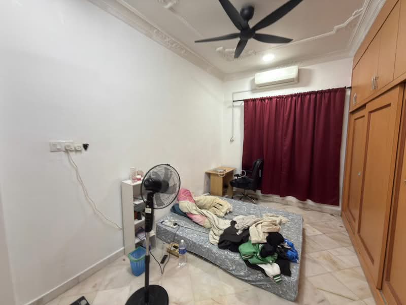 1-storey Terraced House for Sale in Johor Bahru (Johor) - Jeff Ooi - Bedroom - PropertyGuru.com.my