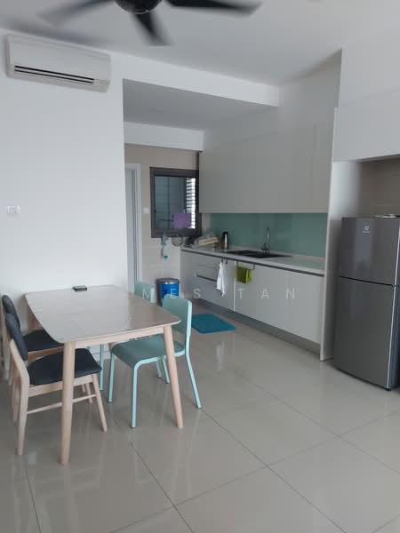 Condominium for Sale at Iskandar Residences - James Tan - Kitchen - PropertyGuru.com.my