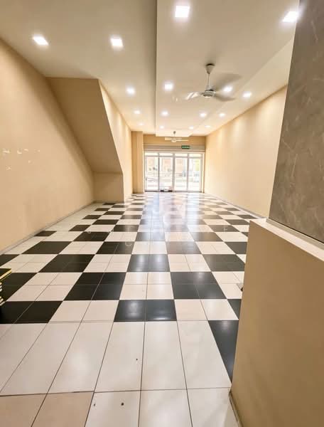 Shop for Rent in Kuantan (Pahang) - Joceline Chin - Interior - PropertyGuru.com.my