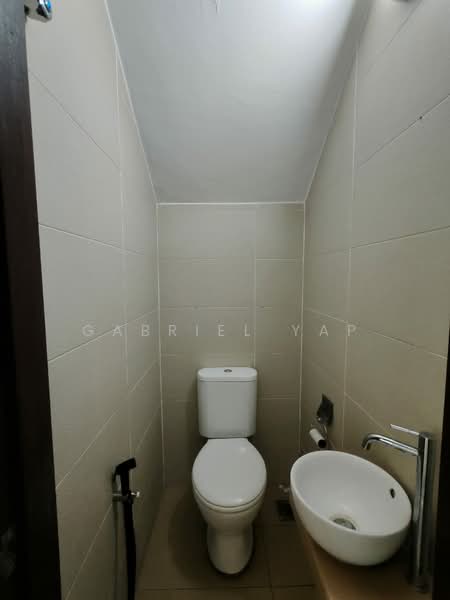 2-storey Terraced House for Rent in Medan Damansara (Damansara Heights) - Gabriel Yap - Bathroom - PropertyGuru.com.my