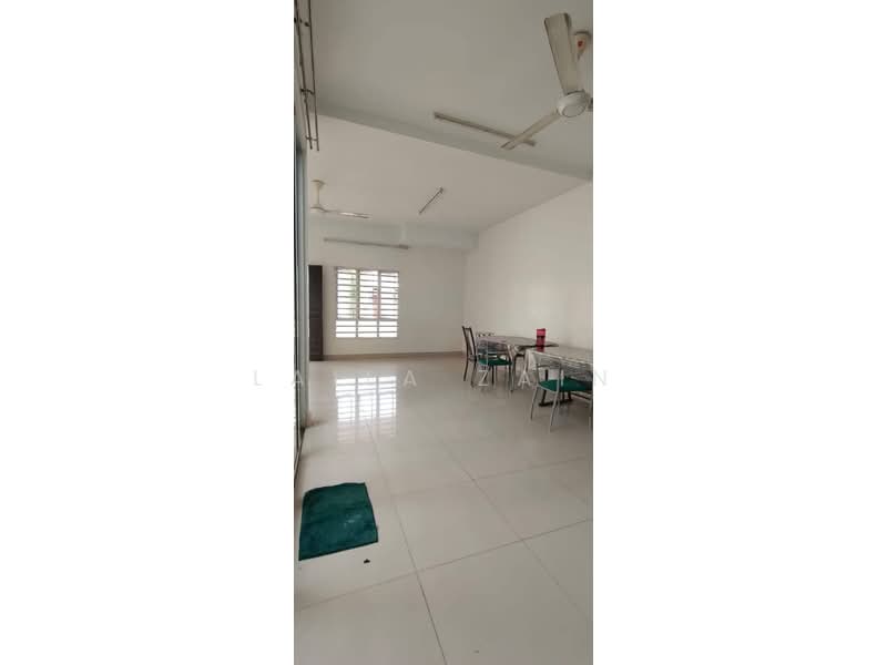2-storey Terraced House for Sale in Puncak Bestari (Puncak Alam) - Laila Zain - Dining Room - PropertyGuru.com.my