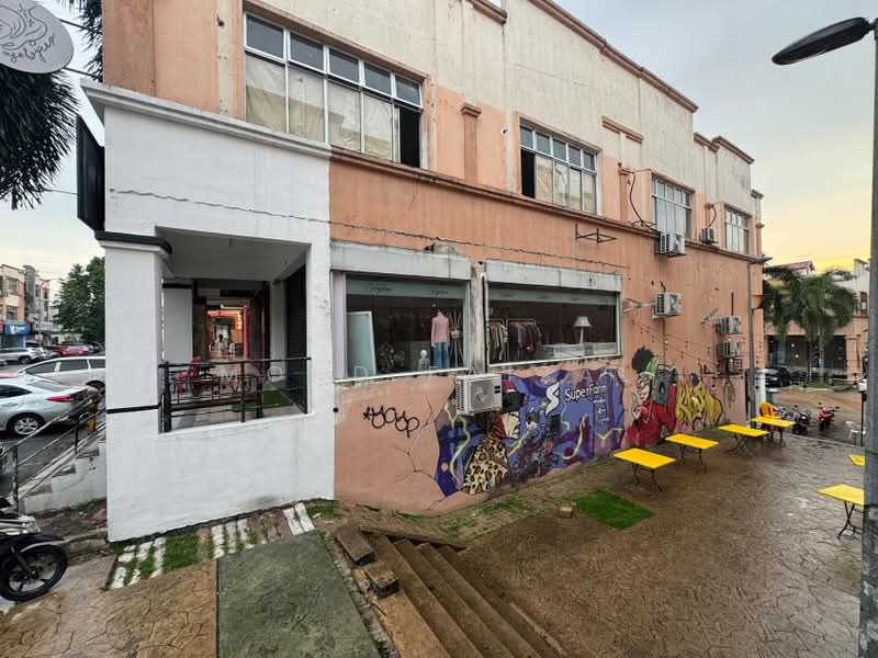 Kedai untuk Dijual di Kajang (Selangor) - Mohd Faizal - Exterior - PropertyGuru.com.my