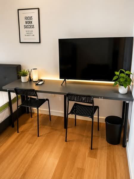 Servis Apartment untuk Disewa di The Sentral Suites - Jay Selvam - Study - PropertyGuru.com.my
