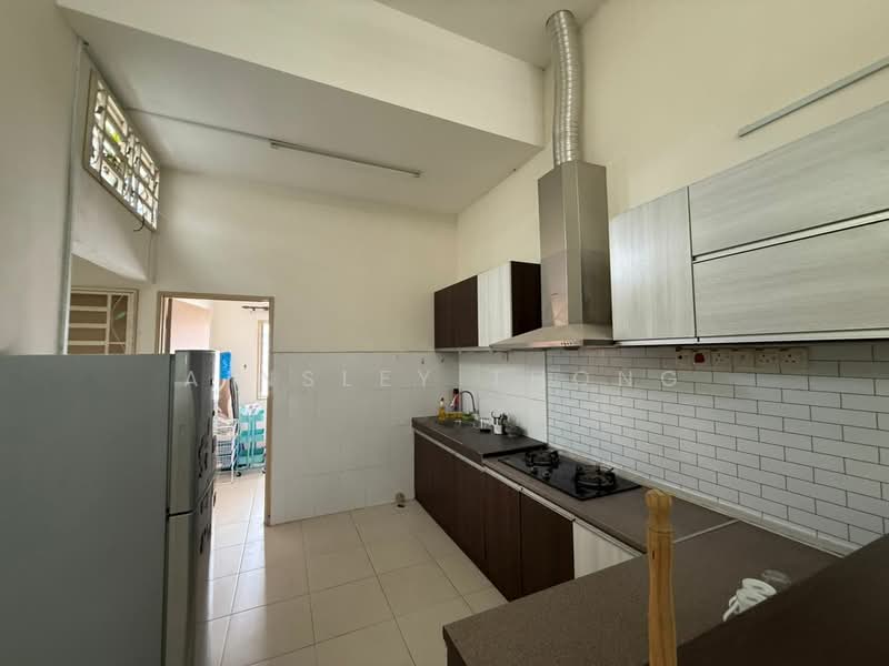 1-storey Terraced House for Sale in Simpang Pulai (Perak) - Ainsley Thong - Kitchen - PropertyGuru.com.my