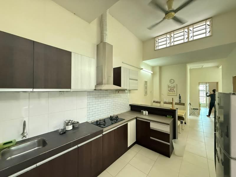 1-storey Terraced House for Sale in Simpang Pulai (Perak) - Ainsley Thong - Kitchen - PropertyGuru.com.my